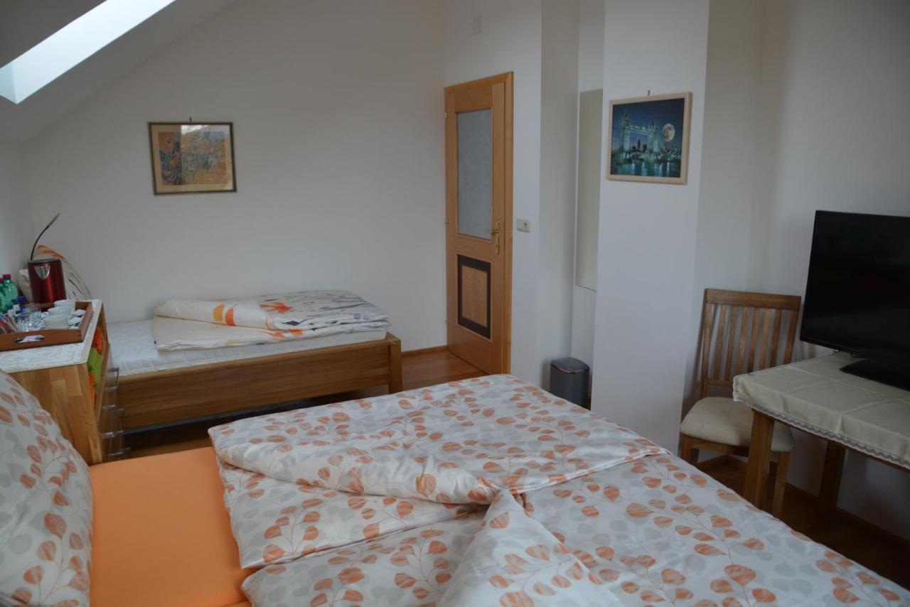 Privatzimmer Marina Volkermarkt Bagian luar foto